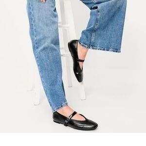 Classic Black Mary Jane Flats - Women's Slip-On Ballet Shoes